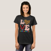 T-shirt Heart Spanish Teacher Squad Leopard Plaid Red Vale (Devant entier)