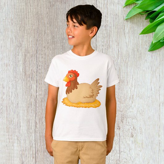 T-shirt Hen assis sur le nid mûre animal de ferme
