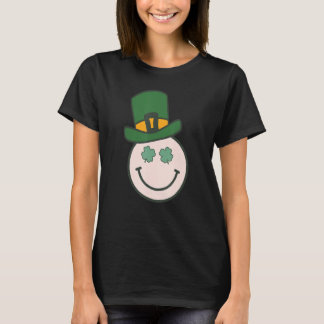 T-shirt Hippie Lucky Retro Groovy St Patricks Day Shamrock