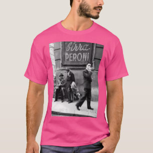 T-shirt Hommes Dans Une Rue De Naples Italie