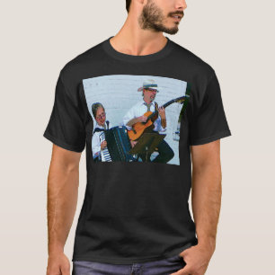 T-shirt Hommes jouant de l'accordéon et de la guitare