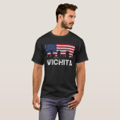 T-shirt Horizon de drapeau américain de Wichita KS affligé (Devant entier)