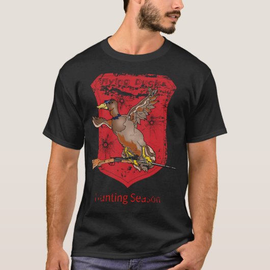 T-shirt Hunting Flying Ducks labrador (Devant)