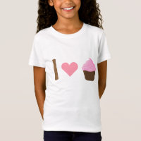 I chemise rose de petits gâteaux de coeur