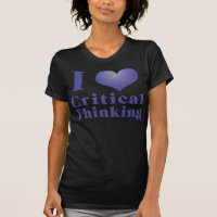 I chemises de pensée critiques de coeur