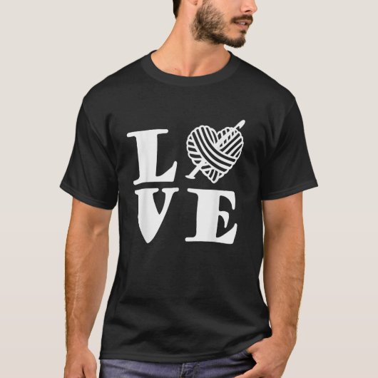 T-shirt I Love Crochet  by Yarn and Crochet Lovers  (Devant)