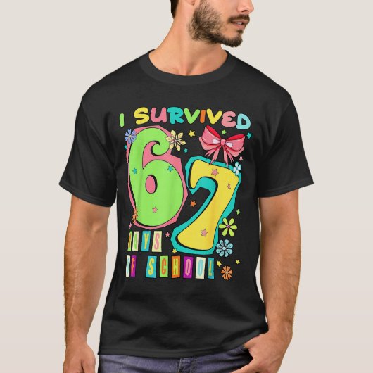 T-shirt I Survived 67 Days Of School Coquette Bow Teachers (Devant)