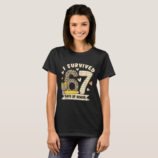 T-shirt I Survived 67 Days Of School Funny Leopard Student (Devant entier)
