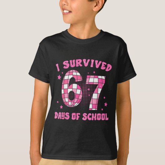 T-shirt I Survived 67 Days Of School Funny Retro 67 Meme S (Devant)