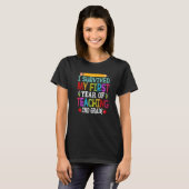 T-shirt I Survived My 1st Year Of Teaching Second Grade Te (Devant entier)
