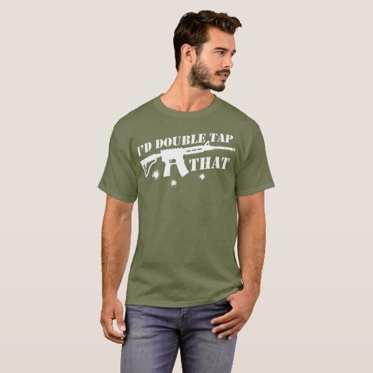 T-shirt Id Double Appuyer Sur Celui Avec Un Fusil Support (Devant entier)