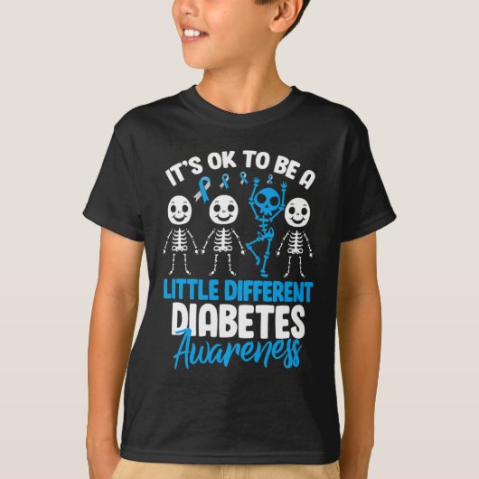 T-shirt Il est acceptable d'être un peu différent des spéc (Devant)