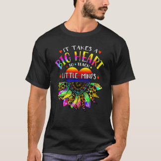 T-shirt Il Faut Un Grand Cœur Pour Enseigner Aux Petits Es