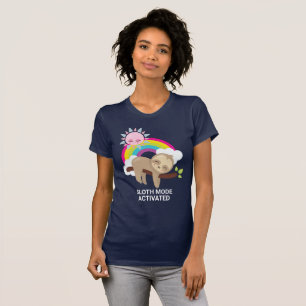 T-shirt Illustration amusante activée en mode fentes