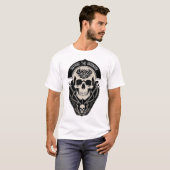 T-shirt Illustration gothique de crâne complexe (Devant entier)