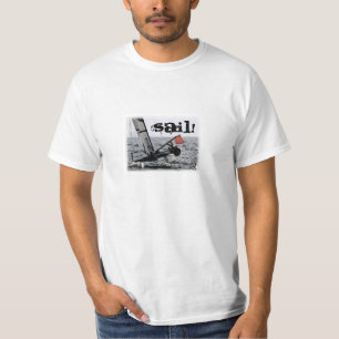 T-shirt Image de catamaran de navigation de concurrence