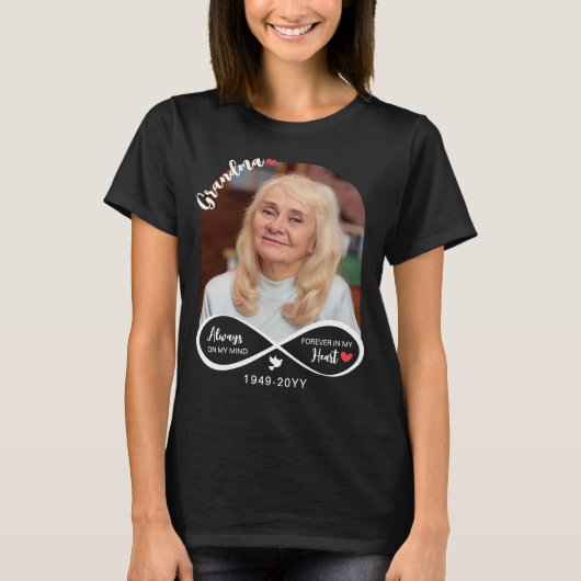 T-shirt Infinité toujours dans mon esprit Photo Grand-mère (Devant)