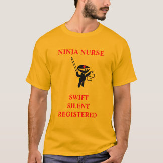 T-SHIRT INFIRMIÈRE DE NINJA