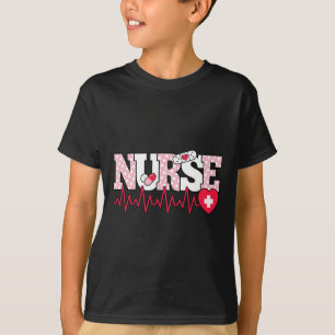 T-shirt Infirmière rose mignonne battement de coeur