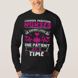 T-shirt Infirmières autorisées sauvant des vies