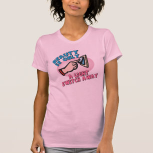 T-shirt instantané de beauté