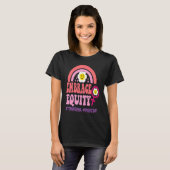 T-shirt International Womens Day 2023 Theme Embrace Equity (Devant entier)
