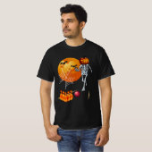 T-shirt Jack-o'-lantern Citrouille Skeleton Jouer Bowling (Devant entier)
