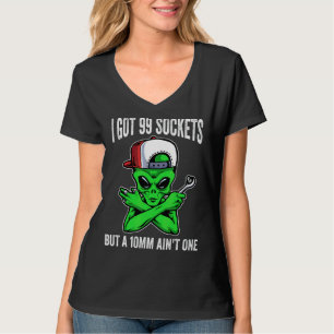 T-shirt J'ai 99 connecteurs mais un 10mm n'est pas un