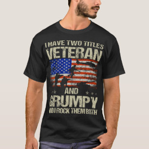 T-shirt J'Ai Deux Titres Vétérinaire Et Grumpy Drôle Papa