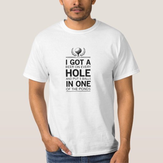 T-shirt J'ai obtenu un trou dans un (Devant)