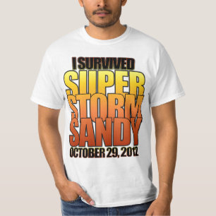 T-shirt J'ai survécu à l'ouragan superbe Sandy de tempê