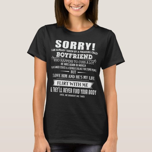 T-shirt J'ai un copain fou qu'il est né en mars (Devant)