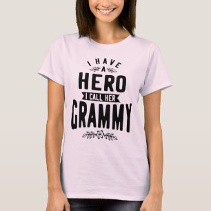 T-shirt J'ai un héros que j'appelle sa grand-mère