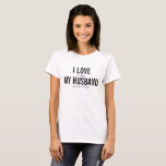 T-shirt J'aime mon mari Funny Coffee Humour sarcastique<br><div class="desc">J'ADORE ça quand MON MARI me reçoit le t-shirt humour sarcastique des femmes à café. Tout le texte peut être customisé si désiré, donc changer mari à petit ami, femme, petite amie, partenaire, chien, chat, etc. ou changer café à thé, bière, vin, chocolat ou tout ce que vous voulez. Citation...</div>