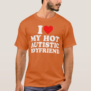 T-shirt J'aime mon petit ami autiste chaud Cœur Mon Autism
