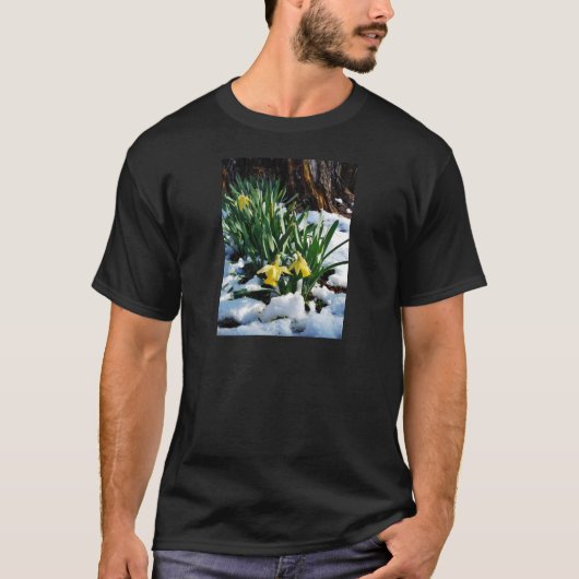 T-shirt Jaune Daffodils fleurs dans la neige (Devant)