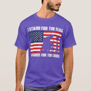 T-shirt Je Me Trouve Pour Le Drapeau Et Le Kneel Pour La C