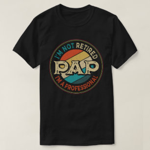 T-shirt Je ne suis pas à la retraite Je suis un grand-père