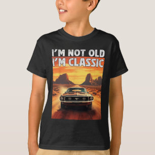 T-shirt Je ne suis pas vieux, je suis une voiture clic Car