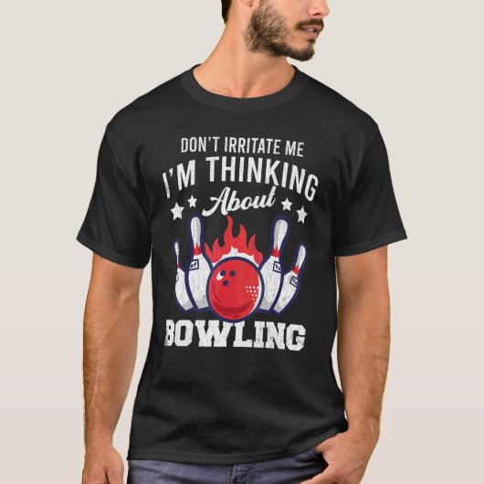 T-shirt Je pense à Bowling Player Bowler Graphic (Devant)