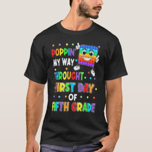 T-shirt Je Presse Mon Chemin À Travers Le Premier Jour De