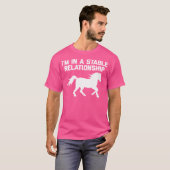 T-shirt JE Suis Dans Une Relation Stable Drôle De Cheval É (Devant entier)