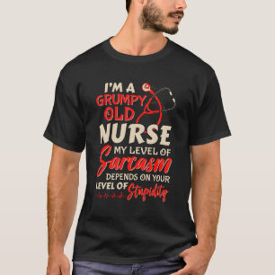 T-shirt Je Suis Une Vieille Infirmière Grumpy Femmes Drôle