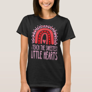 T-shirt J'Enseigne Les Petits Coeurs Les Plus Doux Rainbow