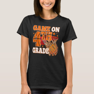T-shirt Jeu De Garçons Sur Basketball 4E Année Retour À L'