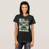 T-shirt Jeu vidéo déverrouillé de 5e année à l'école (Devant entier)