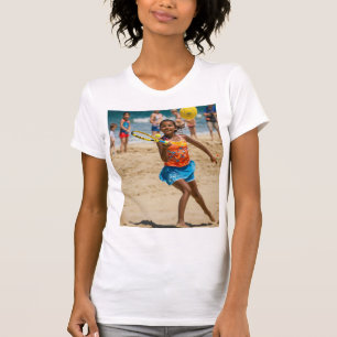 T-shirt Jeune excitation dans le tennis de plage
