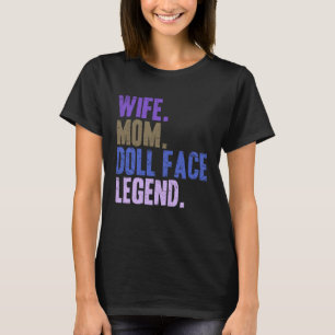 T-shirt Joli visage de poupée pour la fête des mères épous