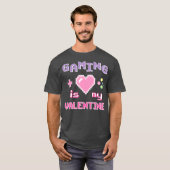 T-shirt Jouer est mon Valentine Kawaii Pastel Pink Gamer (Devant entier)