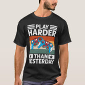 T-shirt Jouer plus dur que hier Retro Gamer Controller (Devant)